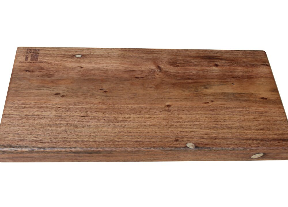acacia wood cutting board