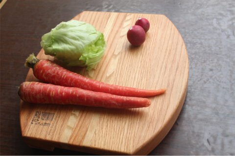Red Oak Cutting Board 12" x 16" - Image 4