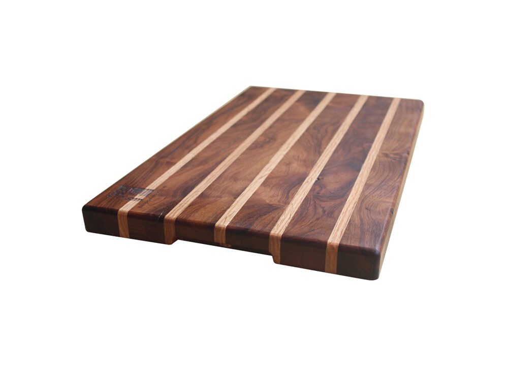acacia wood cutting board