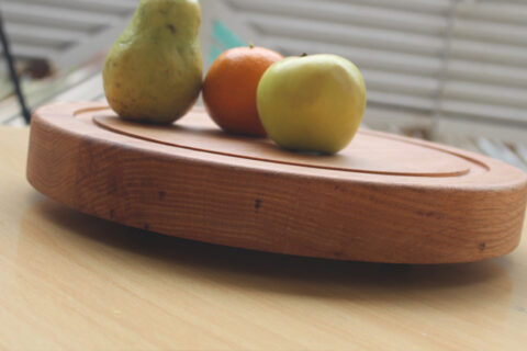 Red Oak Round Cutting Board - Image 3